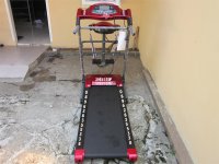Treadmill elektrik 3 fungsi qnz42 divo 1.jpg