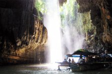 Green Canyon_Pangandaran_000.jpg