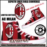 sepatu ac milan.jpg