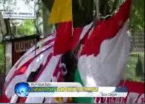 Habiskan Trotoar, Pedagang Bendera Ditertibkan Petugas.jpg