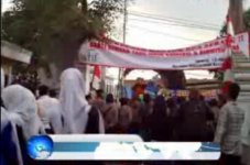 Jalan Menuju Sungai Diblokir, Warga Demo BPN.jpg