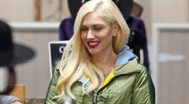 080583800_1450501808-Gwen-Stefani-151219.jpg