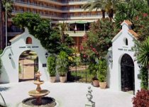 image_hotel_exterior_outside_1.jpg