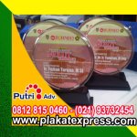 plakat resin borneo.jpg