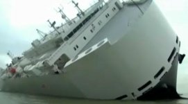 Kapal-Miring.jpg