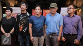 015703600_1462964539-20160511--Iwan-Fals-Dkk-Luncurkan-Album-Satu4.jpg