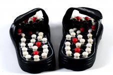 Sandal-Reflexology-Sandal-Untuk-Kesehatan-02.jpg