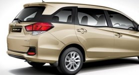 honda mobilio1.jpg