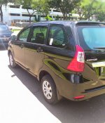 1BobbyAvanza4.jpg