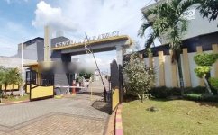 Rumah Dijual di Perumahan Central Karawaci Tangerang Dekat Supermal Karawaci, Maxxbox Lippo V...jpeg