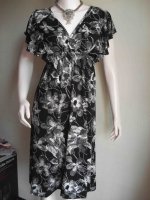 Dress josie hitam.jpg